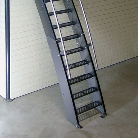 Petit escalier pour chambres