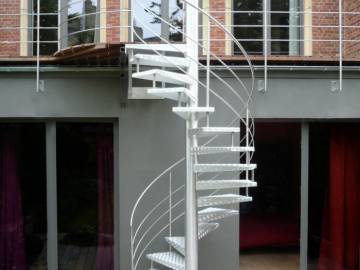 CLASSIC EXT : escalier extérieur en aluminium antidérapant