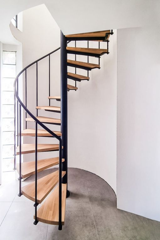 CARAKOLL 1 :Escalier colimaçon intérieur compact et économique