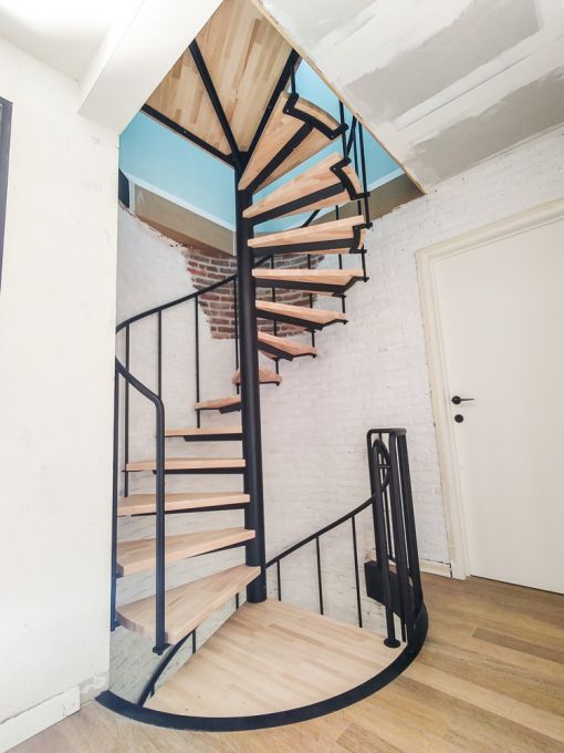 CARAKOLL 1 :Escalier colimaçon intérieur compact et économique