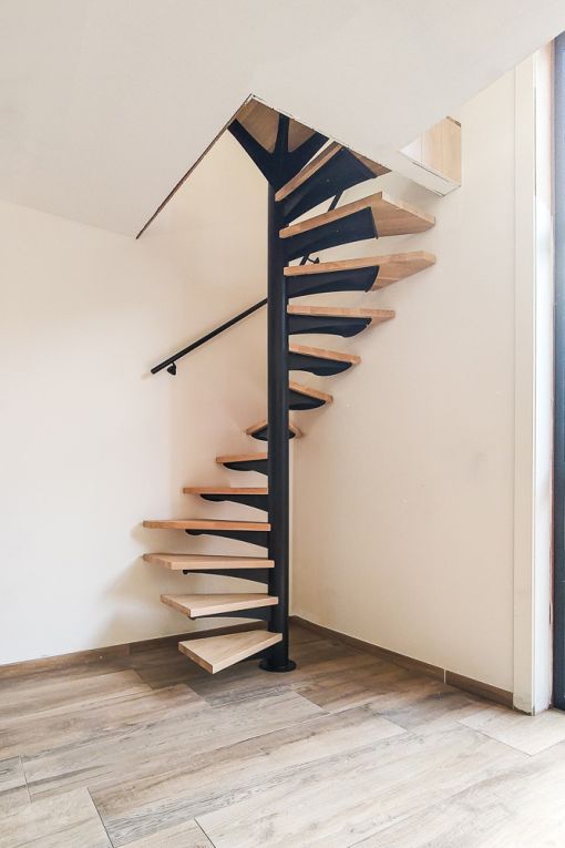 CARAKOLL 3 : Escalier colimaçon acier & bois sur mesure