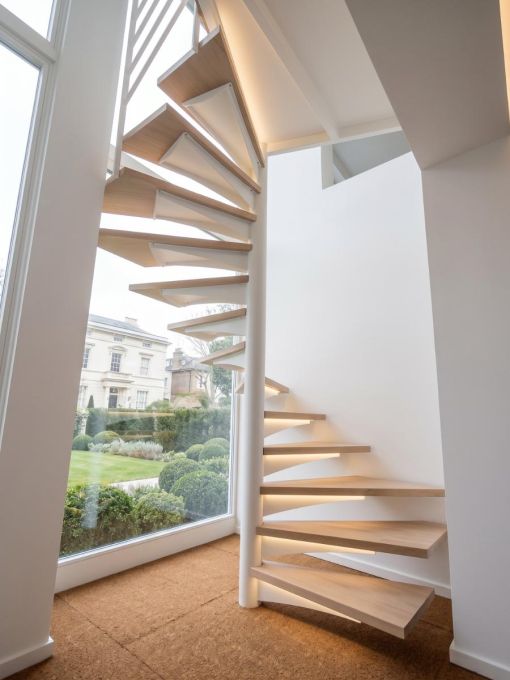CARAKOLL 3 : Escalier colimaçon acier & bois sur mesure