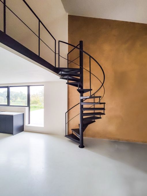 CLASSIC : Colimaçon au style industriel CLASSIC : Colimaçon au style industriel