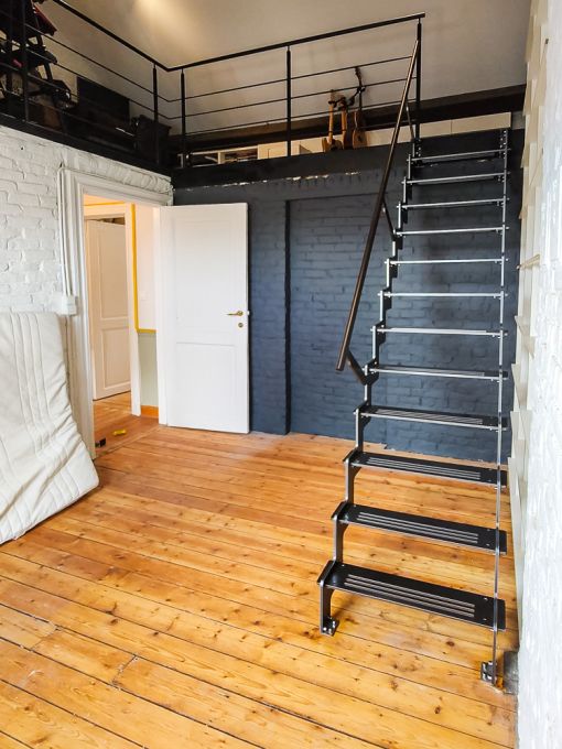 Escalier UP : petit escalier gain de place, économique et sur mesure Escalier UP : petit escalier gain de place, économique et sur mesure