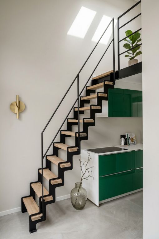 Escalier UP : petit escalier gain de place, économique et sur mesure