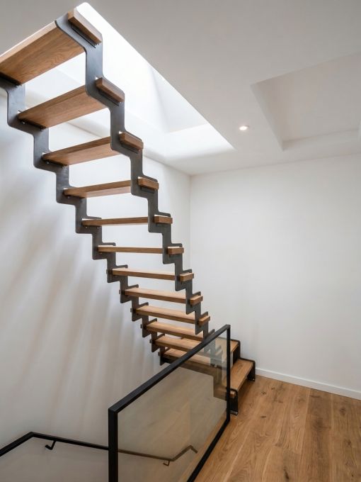 Escalier UP : petit escalier gain de place, économique et sur mesure