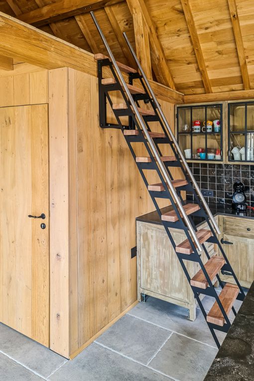 ZAP UP : escalier escamotable pliable gain de place