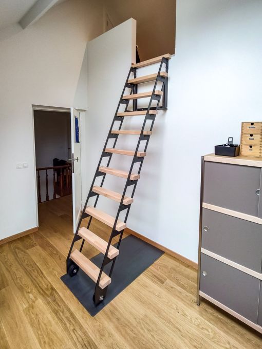 ZAP UP : escalier escamotable pliable gain de place