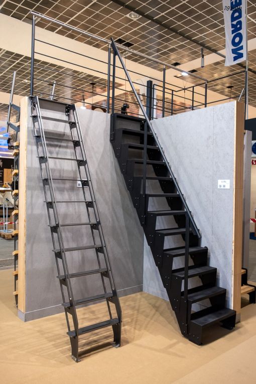 Échelle U-PIL : escalier compact et économique en acier