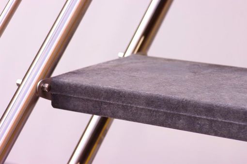 MOIRA XL : escalier droit design en inox qui structure votre espace