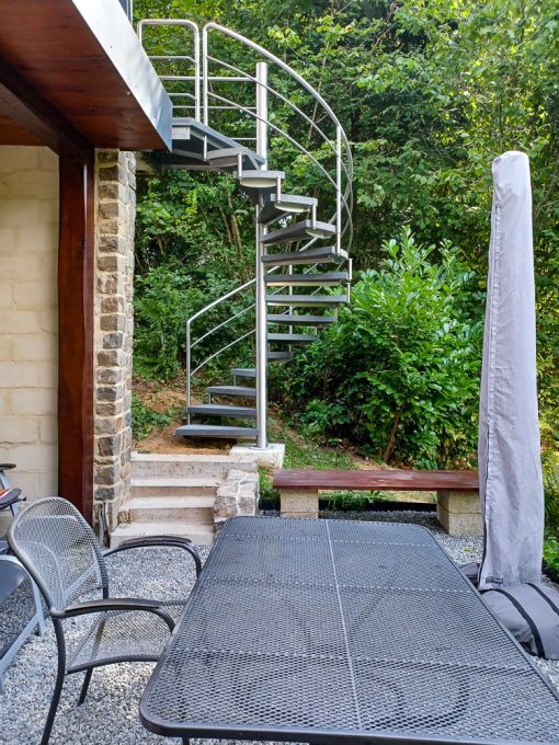 OUTINOX : escalier colimaçon en inox pour l’extérieur