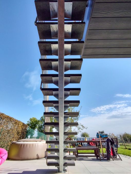 LOGI EXT : escalier extérieur moderne en inox sur mesure