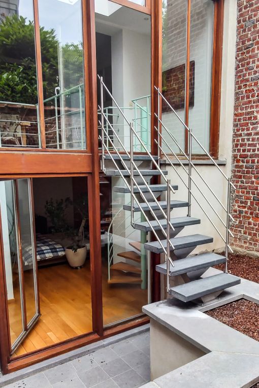 LOGI EXT : escalier extérieur moderne en inox sur mesure