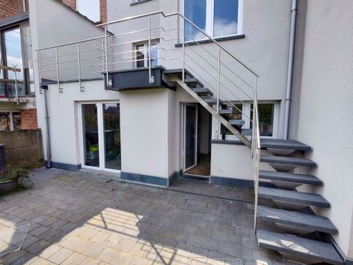 LOGI EXT : escalier extérieur moderne en inox sur mesure