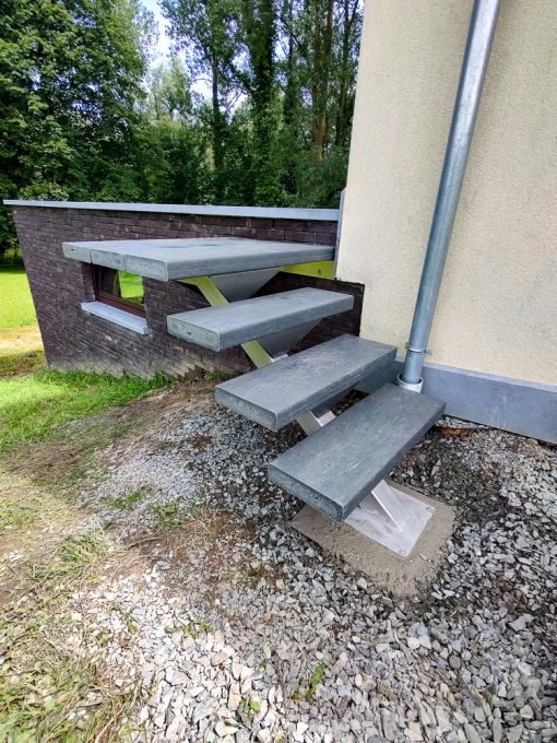 LOGI EXT : escalier extérieur moderne en inox sur mesure