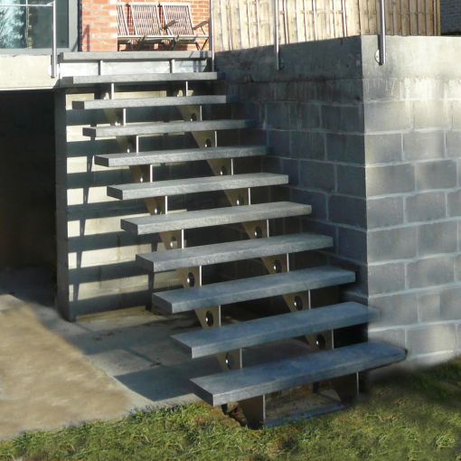 GRADE UP EXT : escalier extérieur design galvanisé et durable