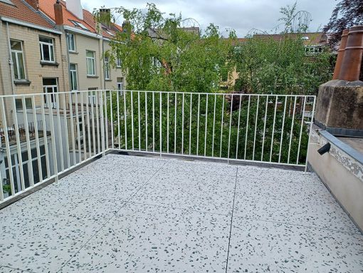 BALUSI: Hoogwaardige maatwerk balustrade BALUSI: Hoogwaardige maatwerk balustrade