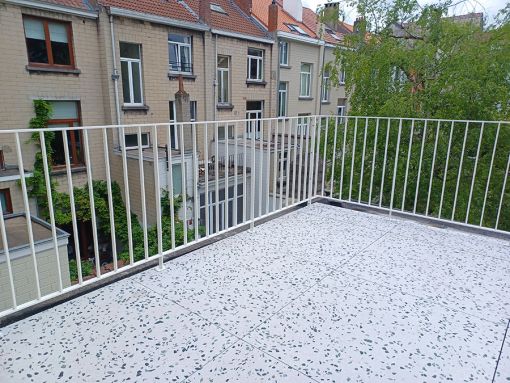 BALUSI: Hoogwaardige maatwerk balustrade BALUSI: Hoogwaardige maatwerk balustrade