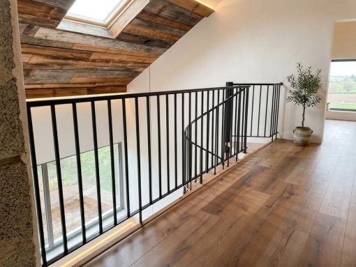 BALUSTRADE INTERIEUR : sur mesure en acier