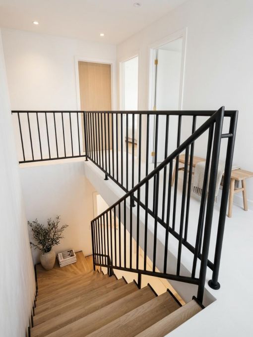 BALUSTRADE INTERIEUR : sur mesure en acier