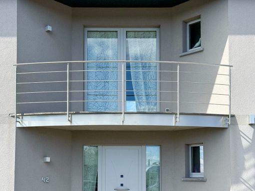 BALUSTRADE EXTERIEUR : en inox sur mesure pour terrasses et escaliers