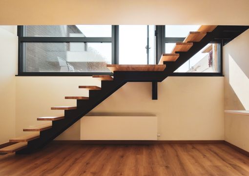 GRADE UP : escalier intérieur polyvalent pour tous les espaces
