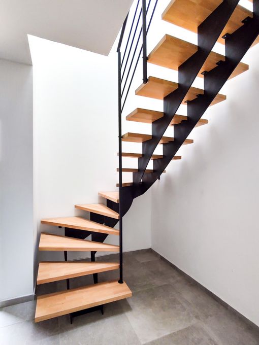 GRADE UP : escalier intérieur polyvalent pour tous les espaces