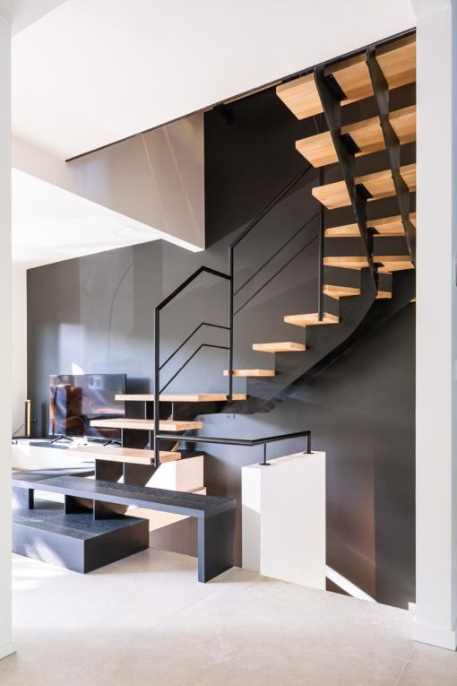GRADE UP : versatile interior stair for every space GRADE UP : versatile interior stair for every space