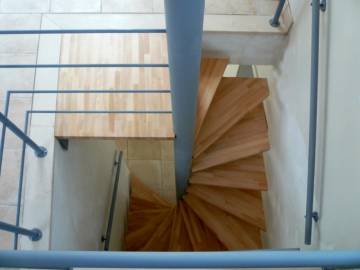 LOOP Carre : escalier intérieur colimaçon