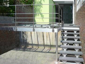 TIERRASSE - Balkon of platform voor buiten