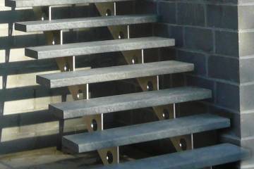 GRADE UP EXT : L'escalier sur mesure pour vos extérieurs | Spira