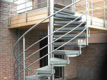 OUTINOX - Draaitrap in inox voor buiten