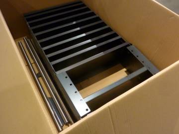 U-PIL: Compacte en Stapelbare Stalen Trap | SPIRA