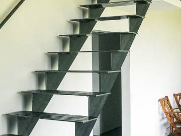 GRADE UP : L'escalier intérieur qui s'adapte à tous vos besoins | SPIRA