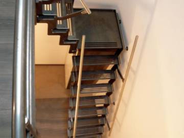 ÜP - Trapje voor zolder of mezzanine