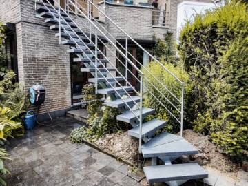 Logi Ext: Inox Buitentrap voor Alle Seizoenen | SPIRA