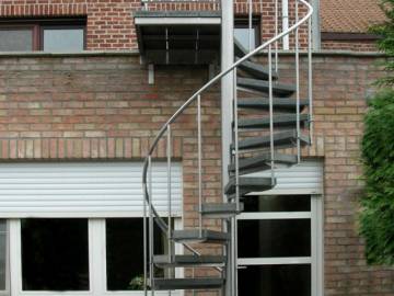 OUTINOX - Draaitrap in inox voor buiten