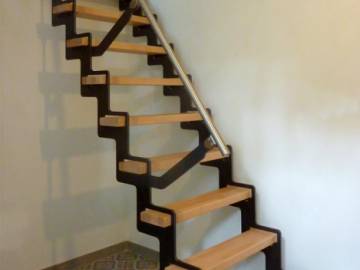 ÜP - Trapje voor zolder of mezzanine
