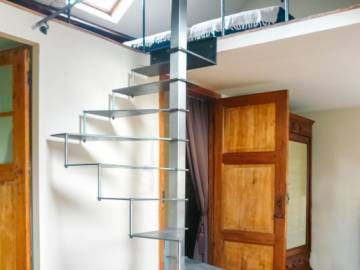 Steel Up : Escalier Colimaçon en Acier – Design Minimaliste | SPIRA