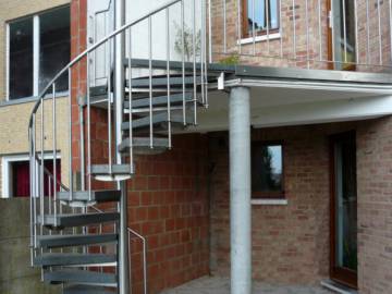 OUTINOX - Draaitrap in inox voor buiten