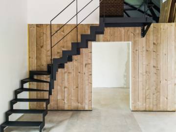 UP and DOWN : Escalier design en métal, minimaliste et moderne | SPIRA