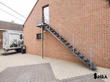Logi Ext: Inox Buitentrap voor Alle Seizoenen | SPIRA