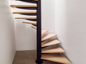 LOOP : Escalier Colimaçon Design avec Marches en Bois | SPIRA