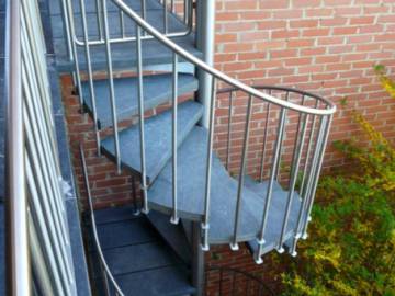 OUTINOX - Draaitrap in inox voor buiten
